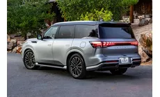 Беcштыревые доводчики дверей на Infiniti QX80 2024-2026г