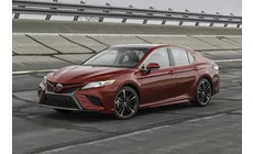 Бесштыревые доводчики дверей на Toyota Camry XV70 2018-2025г